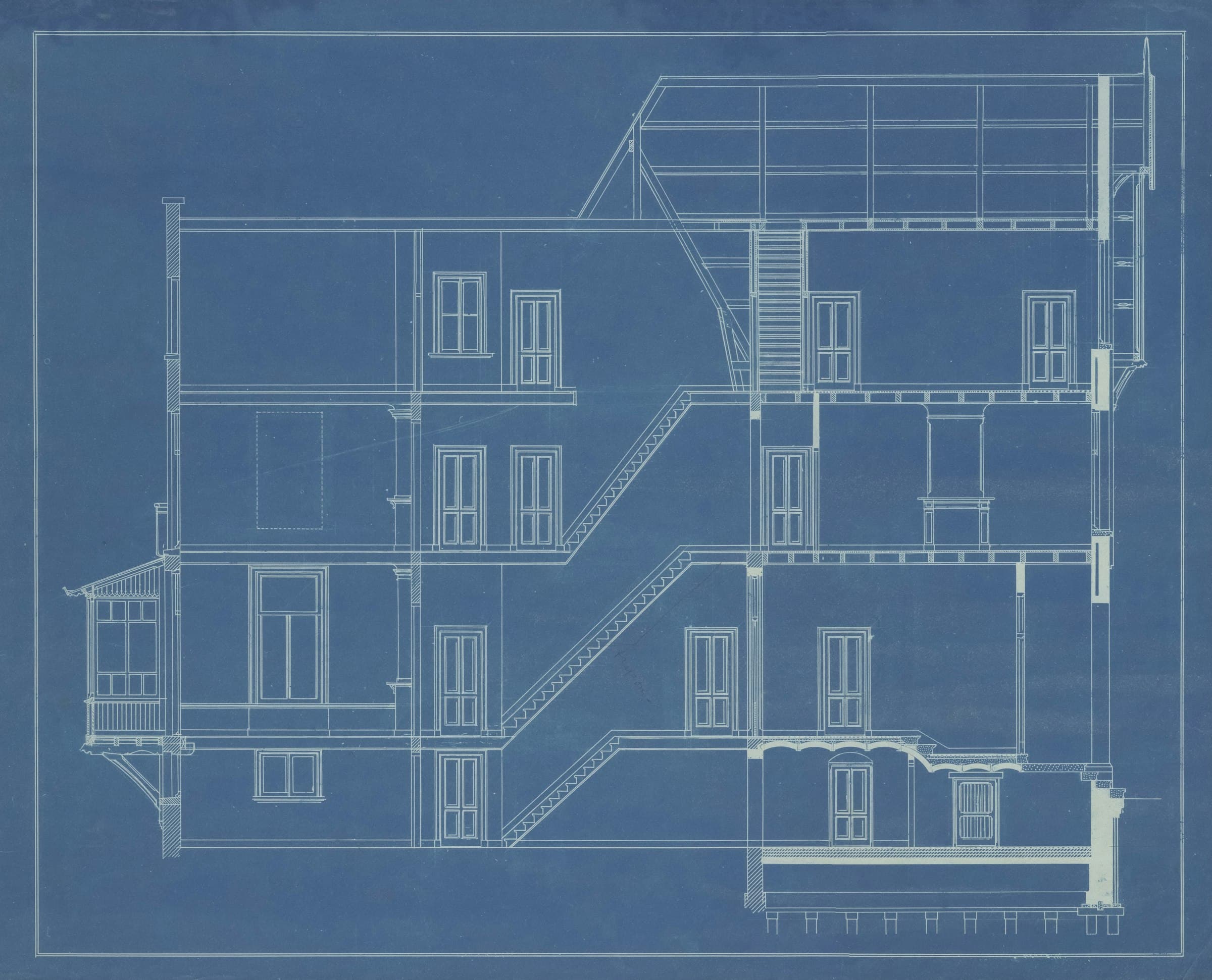 Historische blauwdruk van een doorsnede van een villa